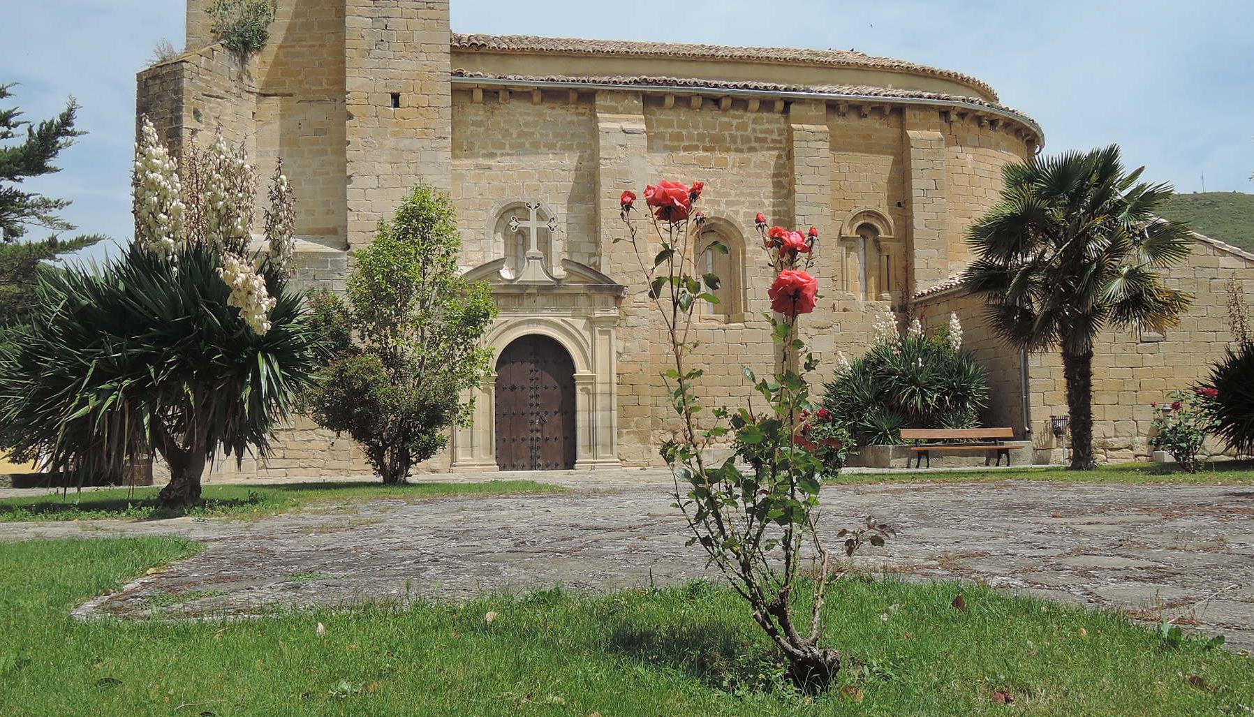 Iglesia de San Martín, en la plaza oeste.
