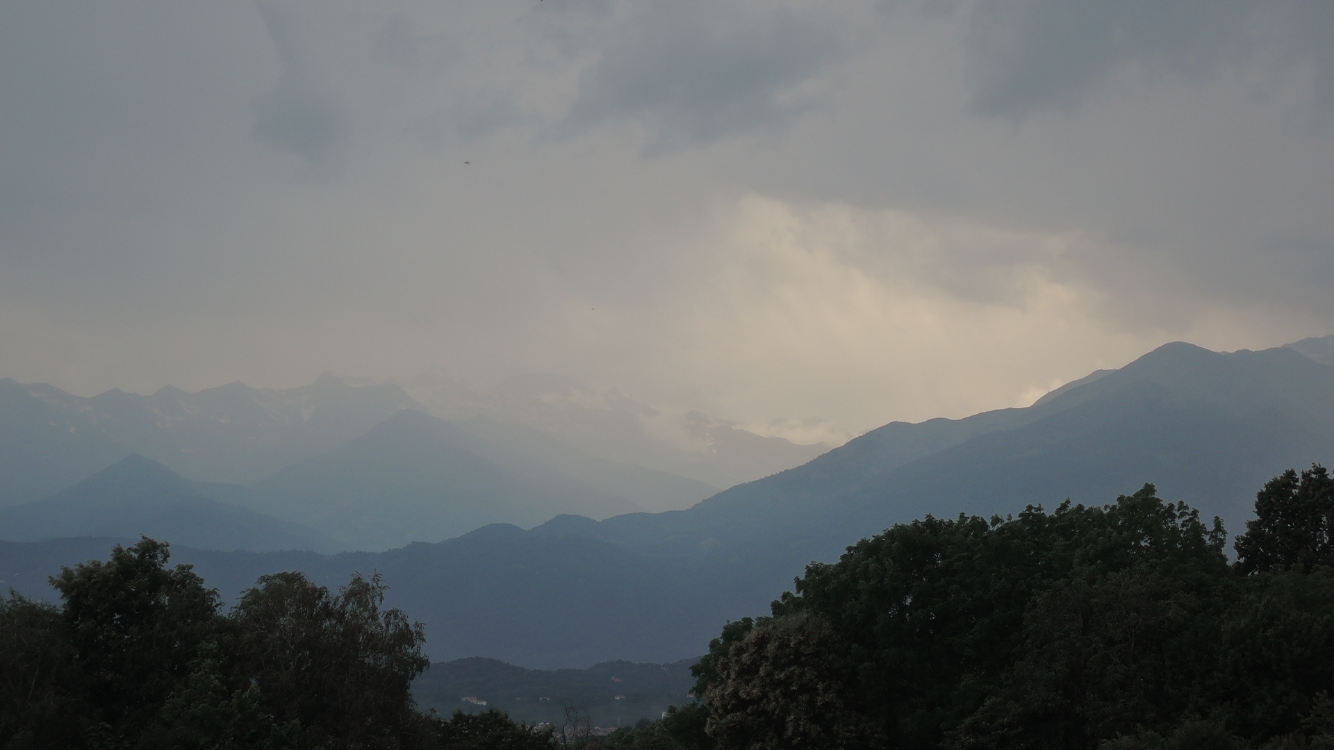 lightbox Tormenta en los Alpes.